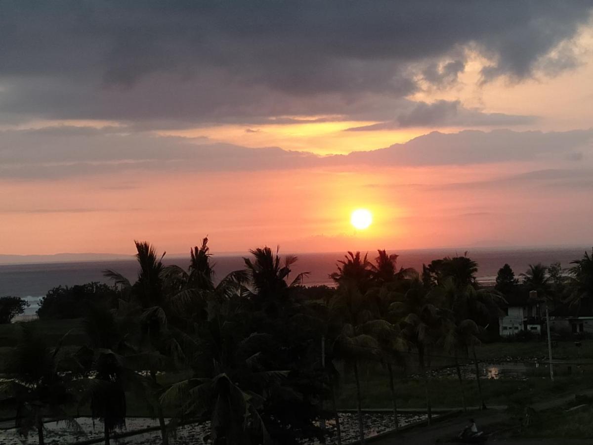 Medewi Beach View Villa Jembrana Eksteriør billede